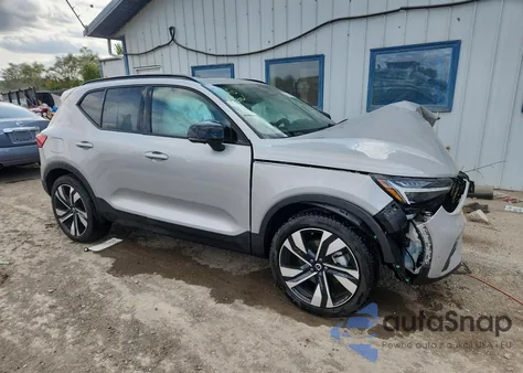 2024 Volvo Xc40 Ultimate z USA, uszkodzony, nr VIN YV4L12UM5R2301610